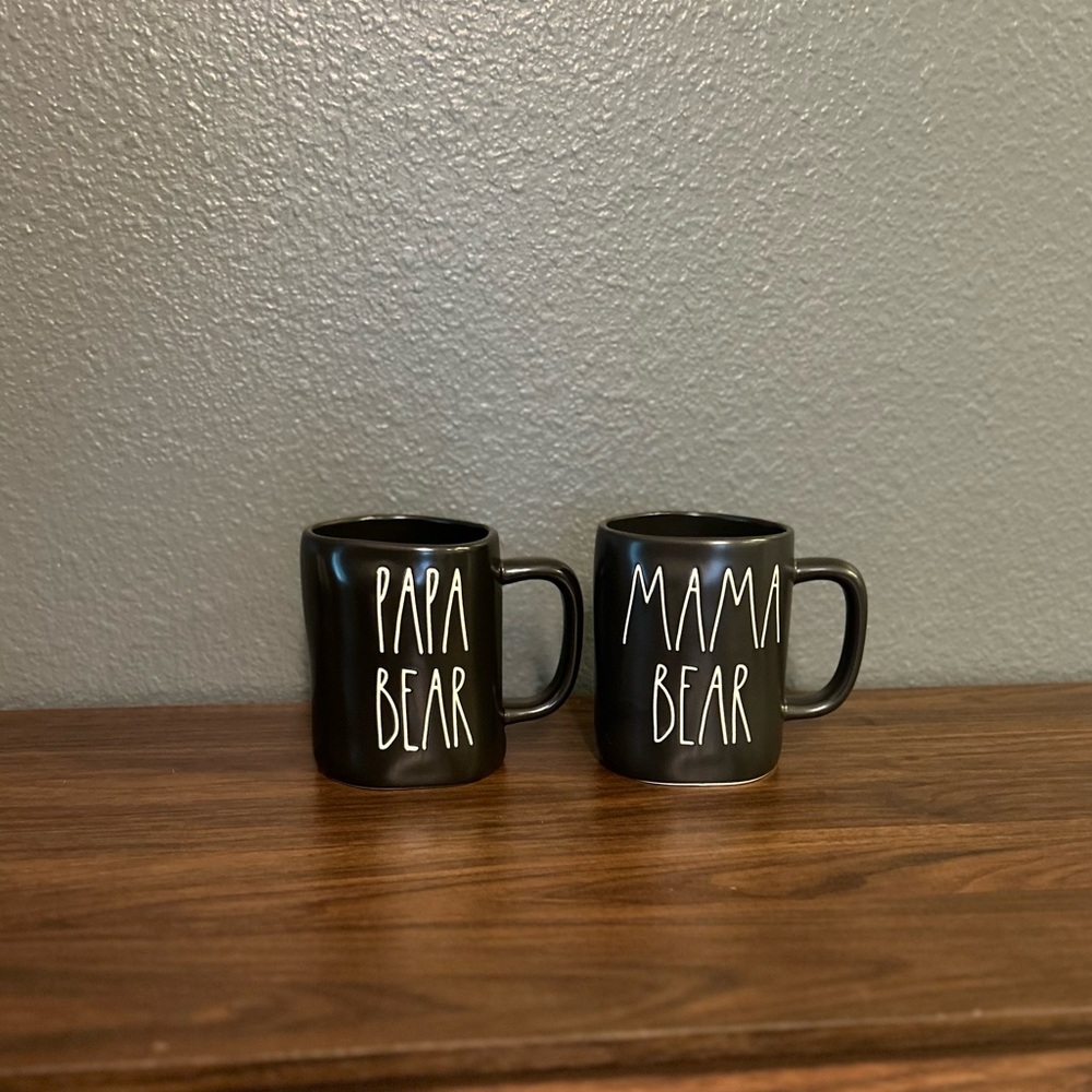 Rae Dunn Mug Set